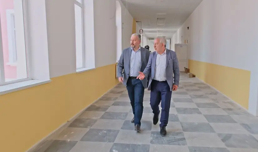 Община Севлиево приключва скоро проекта за реконструкция, обновяване, внедряване на енергоспестяващи мерки и модернизация на образователната среда в СУ „Васил Левски“ 