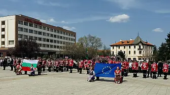 Враца с първи ученически гвардейски отряд – символ на чест и родолюбие