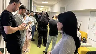 Опашки пред изборни секции удължиха изборния ден в Пловдив, вотът приключи минути преди 21 ч.