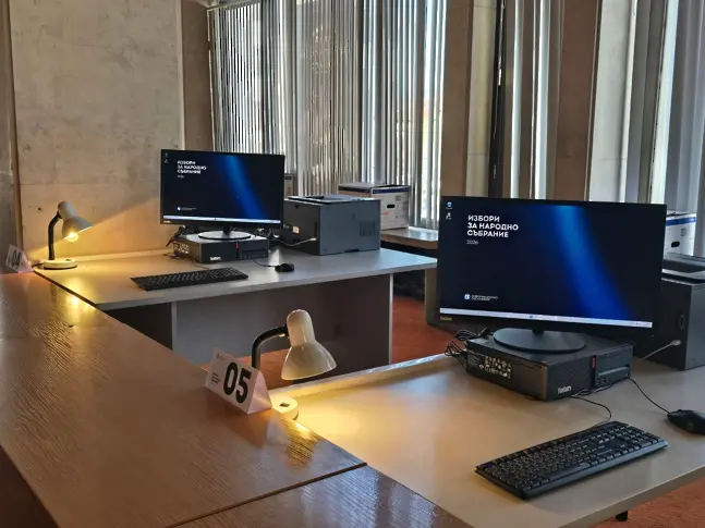 Близо 500 служители на полицията ще охраняват изборния ден във Враца