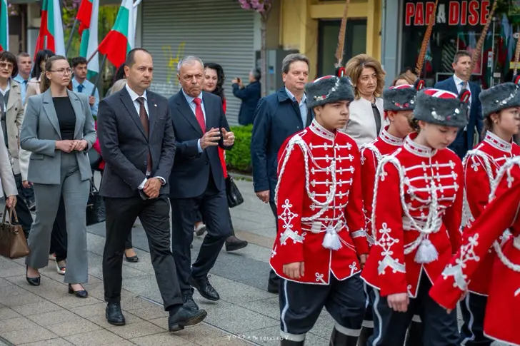 Враца почете 150 години от Априлското въстание / снимки/