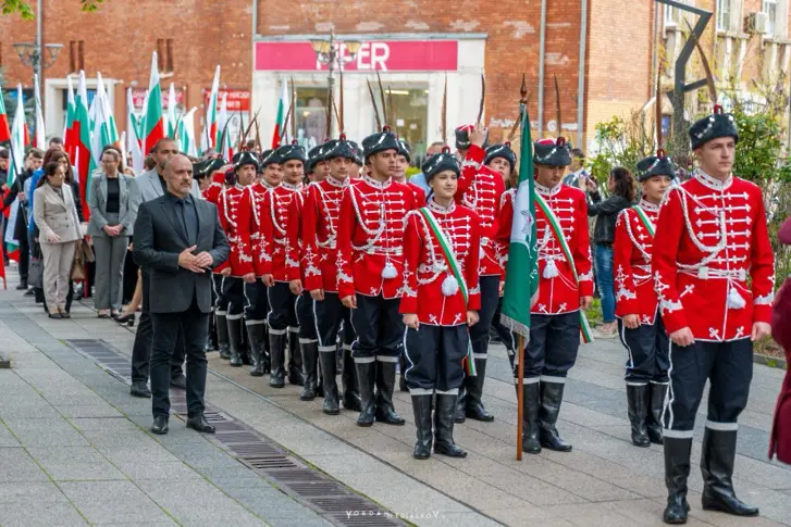 Враца почете 150 години от Априлското въстание / снимки/