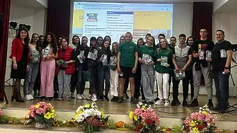 ДФСГ „Интелект“ беше домакин на среща с ДАЗД за Съвета на децата