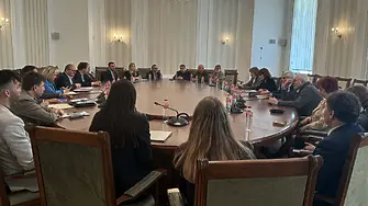 Представители на ЦИК и ПАСЕ имаха среща относно изборите утре