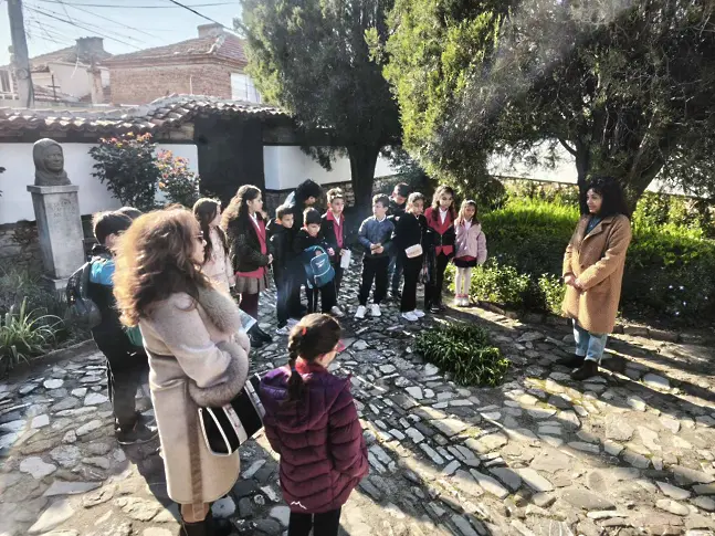 РИМ Сливен отбеляза 150 години от Априлското въстание с образователни инициативи