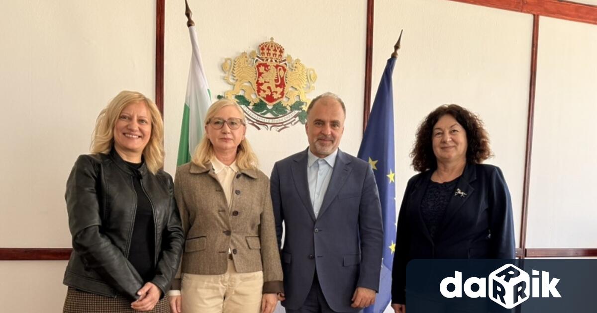 Министърът на културата Найден Тодоров проведе работна среща със Силвия
