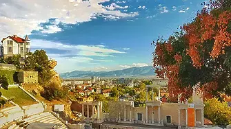 Спокойно начало на изборния ден в Пловдив и областта, близо 600 000 с право на глас