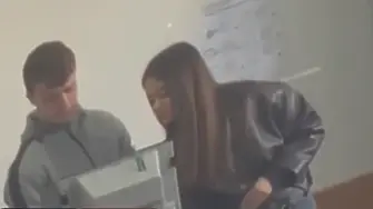 „Ферди ще ни каже къде да натиснем“: Видео от с. Великденче показва изборно нарушение  