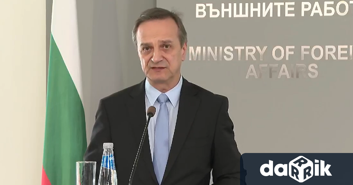 Наблюдаваме изключително висока изборна активност Нашите дипломатически и консулски представителства
