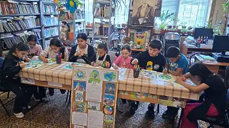 Зелени приказки и щафетно приключение: Библиотеката в Асеновци обедини Деня на Земята и Деня на книгата  