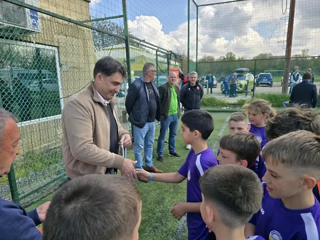 Зонален футболен турнир „Училищни лъвчета“ 2025–2026 се проведе в Плевен