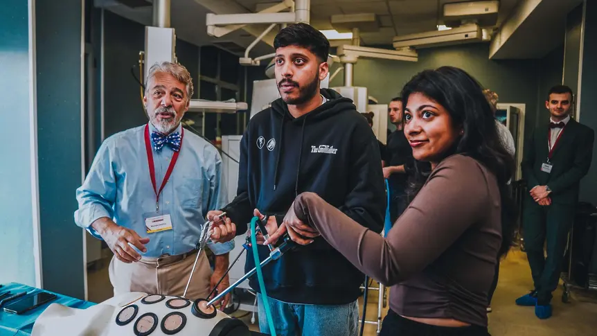 Водещи американски хирурзи проведоха предконгресен курс за специализанти и млади лекари в МУ–Плевен SLS–BAMIRS | 22–23 април 2026 г.