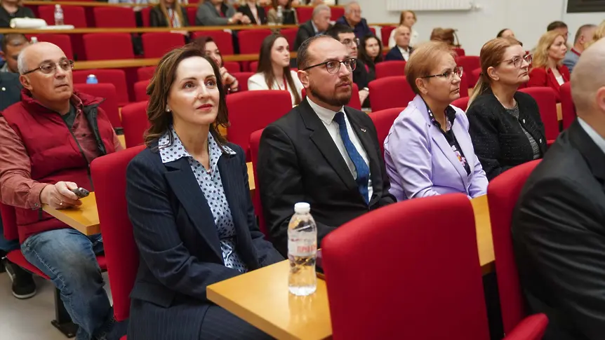 В МУ-Плевен се състоя официално откриване на Втората национална конференция на Българската асоциация по минимално инвазивна и роботизирана хирургия (БАМИРХ)