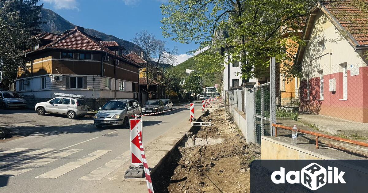 Стартираха дейностите по обновяването на улица Поп Сава Катрафилов Проектът включва