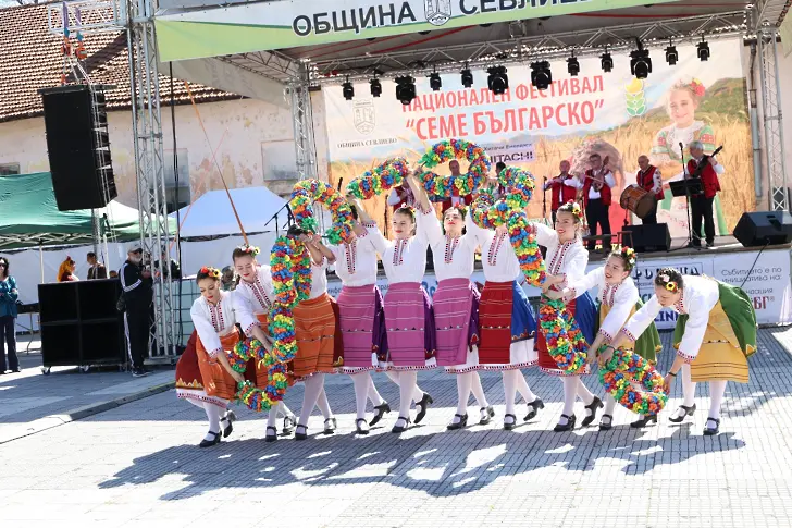 "Семе българско" покълна в Севлиево за 12-ти път