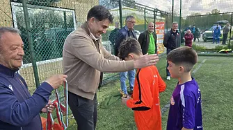 Зонален футболен турнир „Училищни лъвчета“ 2025–2026 се проведе в Плевен