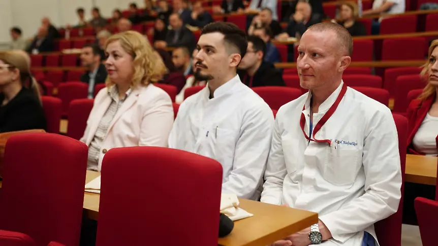 В МУ-Плевен се състоя официално откриване на Втората национална конференция на Българската асоциация по минимално инвазивна и роботизирана хирургия (БАМИРХ)