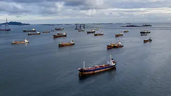 „Избягаха“ 6 круизни кораба през Ормузкия проток под прикритието на ВМС на САЩ