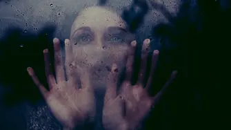 Детска порнография: Задържаха мъж пращал над 6000 снимки и над 300 видеа