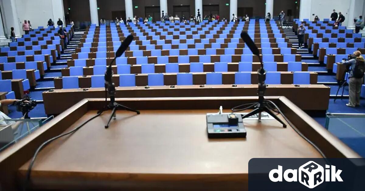 Централната избирателна комисия ЦИК обяви вчера имената на избраните на 19