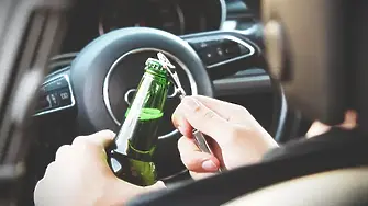 Заловиха служител на АПИ да шофира след употреба на алкохол, втори път за седмица