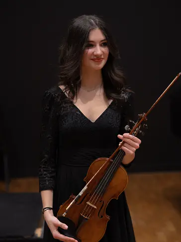 Личен дебют на дуо Светлин и Клое Русев със симфоничен оркестър и световна премиера от Минко Ламбов тази вечер в Плевен!