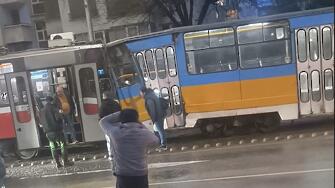 Катастрофа между два трамвая в София