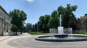 В петък ще преобладава слънчево време с временно увеличение на облачността