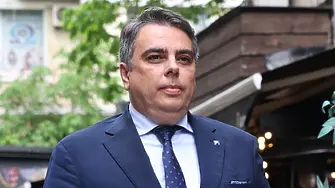 Асен Василев с първи думи след разделянето на ПП-ДБ на две парламентарни групи