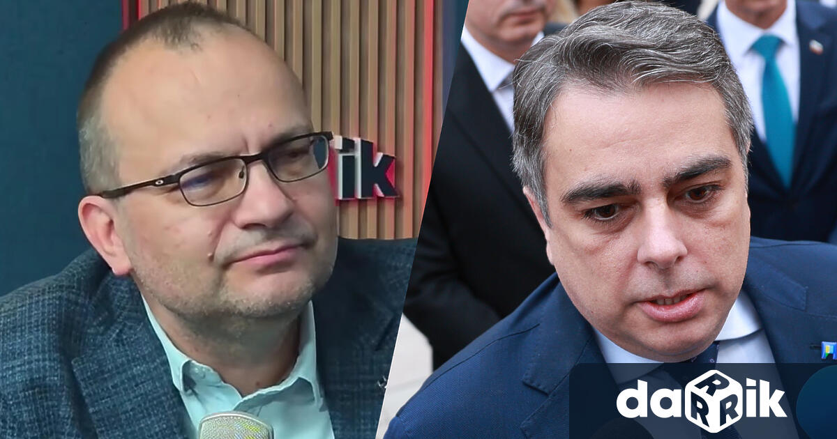 Народният представител от Демократична България Мартин Димитров бе специален гост