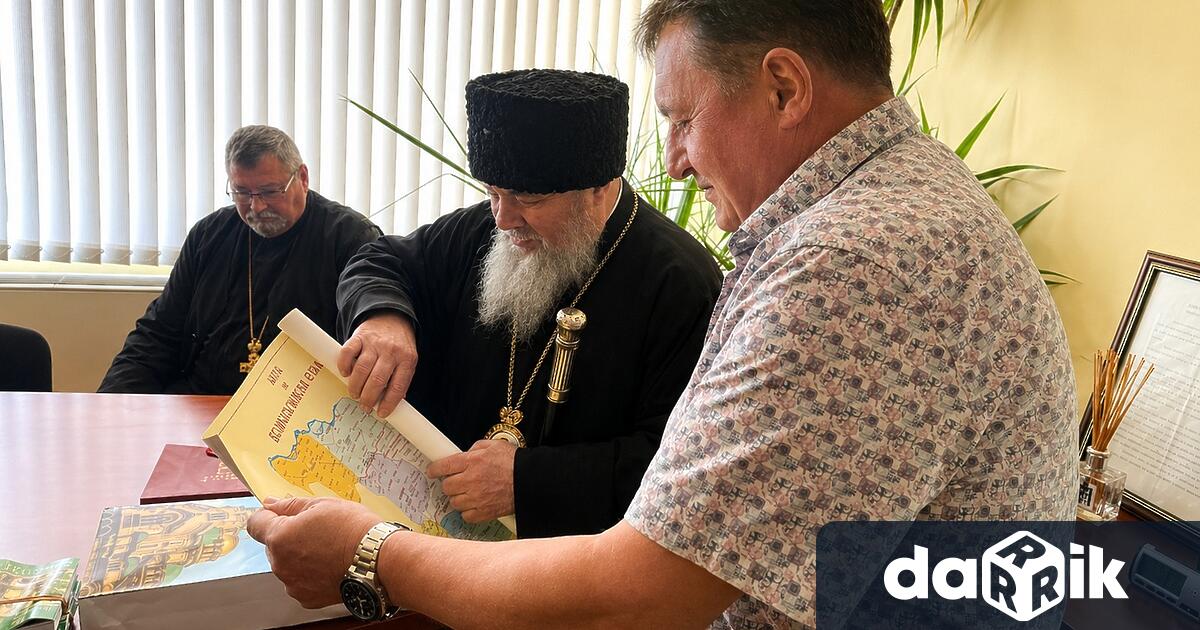На 28 април кметът на Община Гулянци Лъчезар Яков посрещна