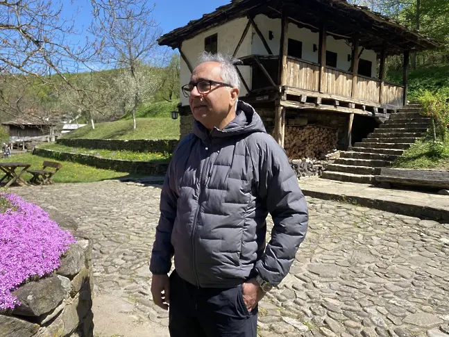 Виджай Джоши в музей „Етър“: „Това е урок как да опазим историята си, след 500 години ще бъде още по-важно“