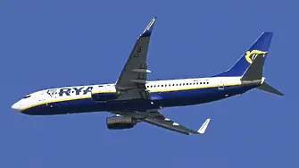 Заради скъпото гориво: Ryanair и други нискотарифни авиокомпании отменят полетите си