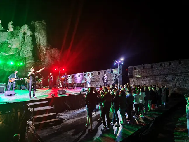 Белоградчишките скали отново ще са величествен декор за емблематичните фестивали „Опера на върховете” и  „Сцена на върховете“