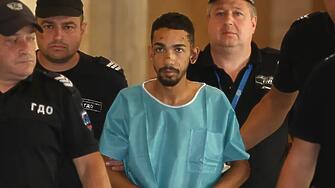 Съдът реши: 20 години затвор за Виктор, който излетя с колата си и се вряза в автобус