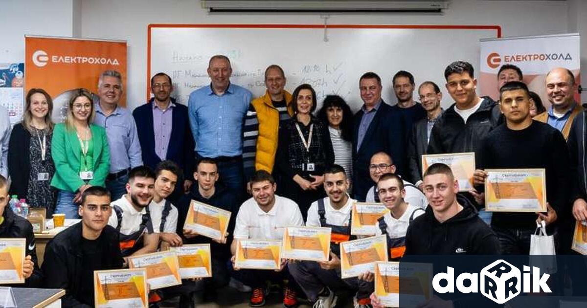 Шестима финалисти спечелиха стипендии от Електрохолд в тазгодишното издание на
