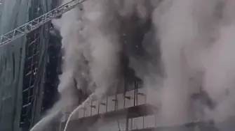 Голям пожар в Москва, има загинали (ВИДЕО)