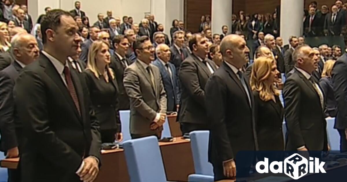 Народните представители от 52 рото Народно събрание положиха клетва Те се заклеха