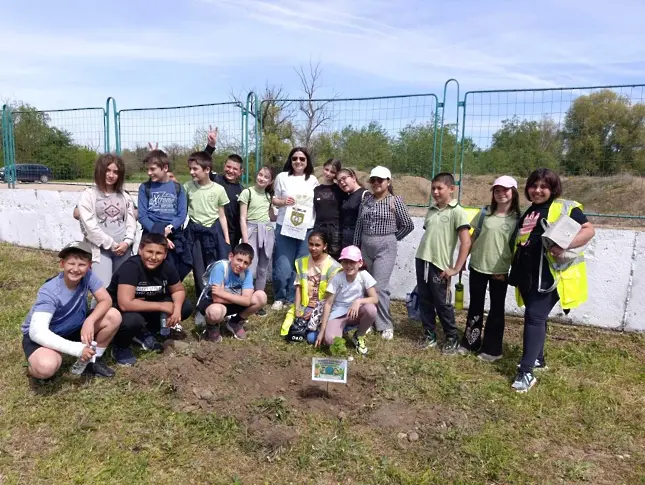 ПСОВ с. Божурица привлича ученици и студенти в поредица от образователни посещения