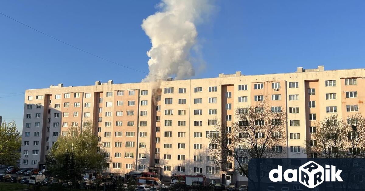 Пожар избухна тази сутрин в жилищен блок в пернишкия квартал