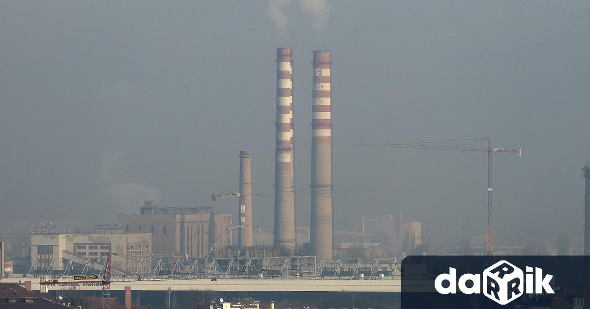 Топлофикация София съобщи че зарадиизместване на участък от разпределителен газопровод