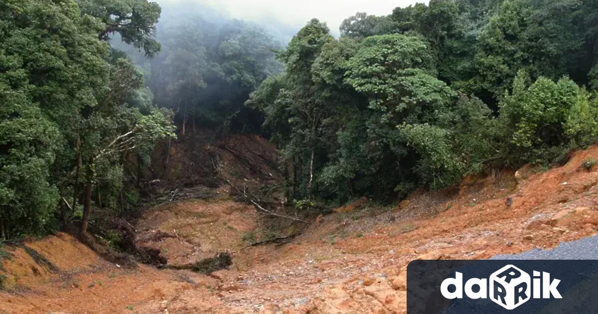 Отсечката от автомагистрала Струма между Симитли и Благоевград в посока