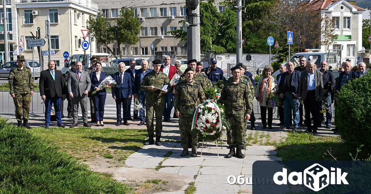 Използвам днешния ден посветен на храбростта и празник на Българската