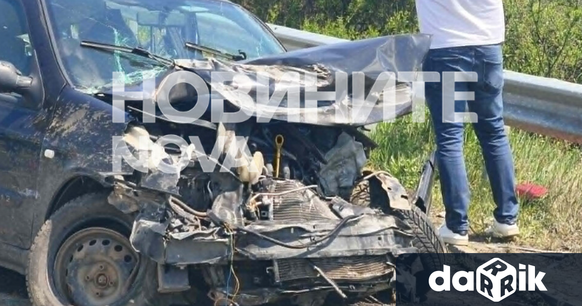 Тежка катастрофа между лек автомобил и тир отне човешки живот
