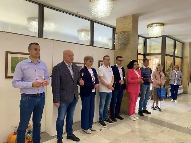 Кметът д-р Иван Иванов откри обновения Дом на културата "Мара Белчева" в Севлиево