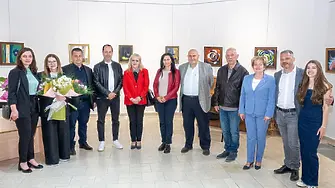 Изложба „Експресивно“ на Златка Добрева беше открита във Враца