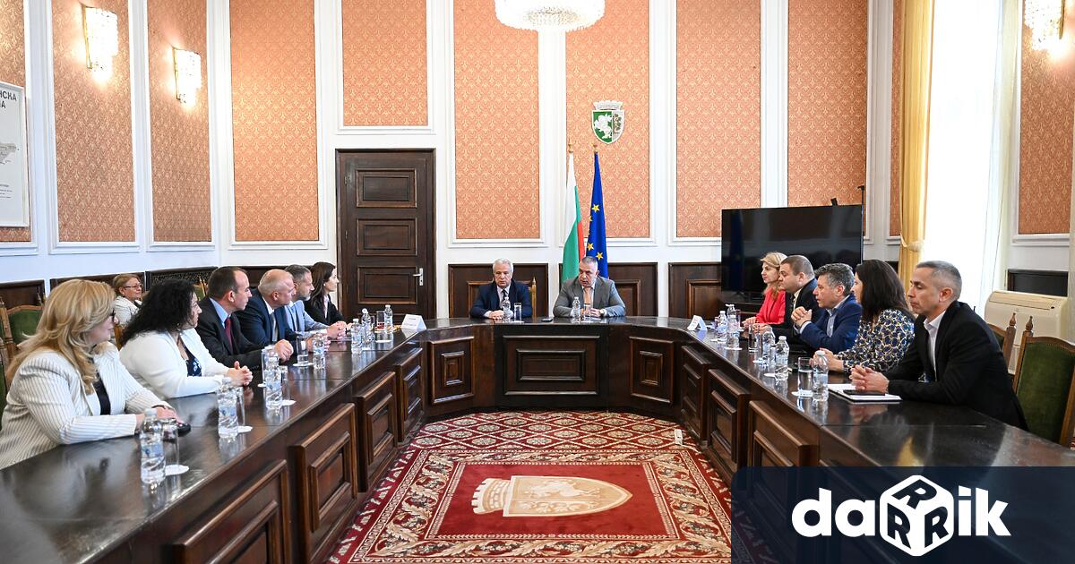Първа работна среща между всички новоизбрани народни представители и ръководството