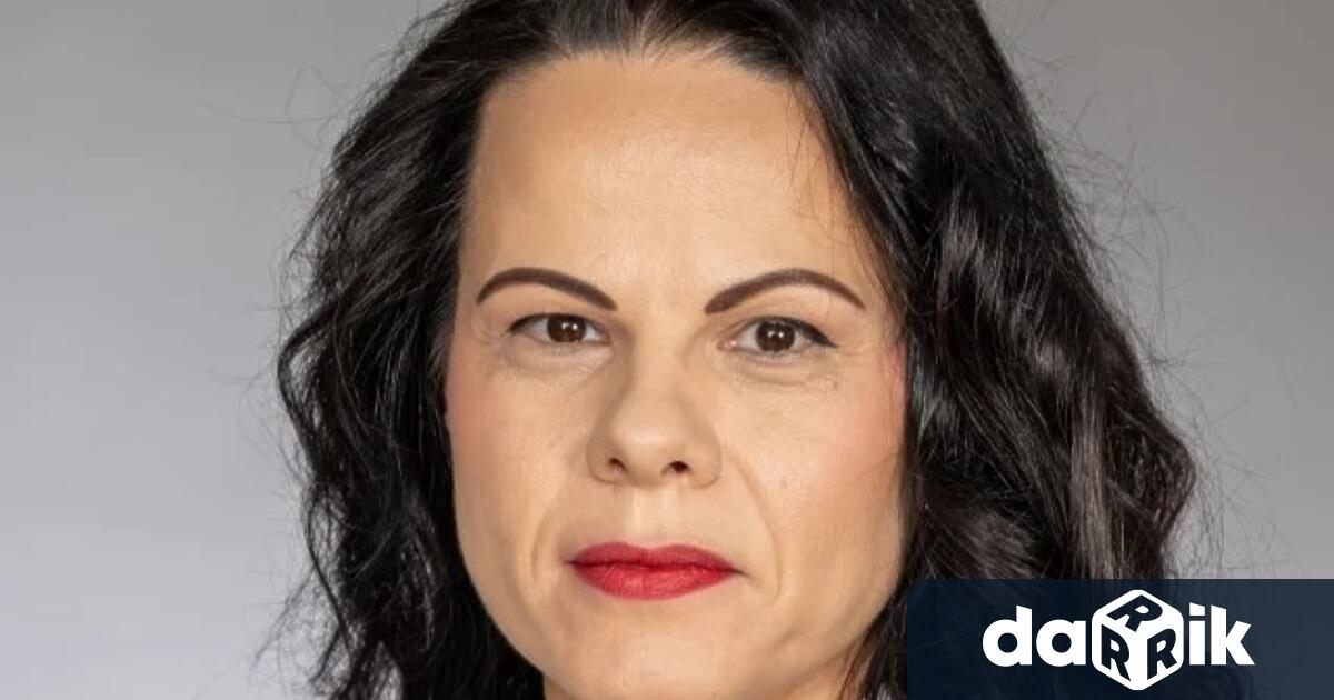 Катя Ивкова е утвърден експерт с над 20 годишен опит в