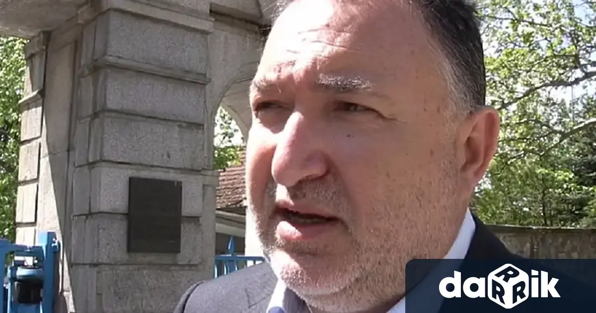 Кметът на Карлово д р Емил Кабаиванов предлага 2027 година да