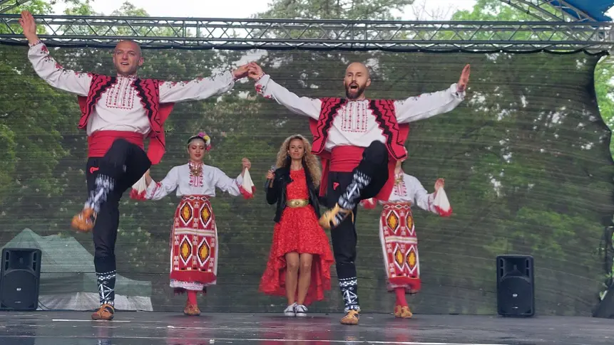 Стотици посетиха второто издание на Националния фермерски пазар в Плевен